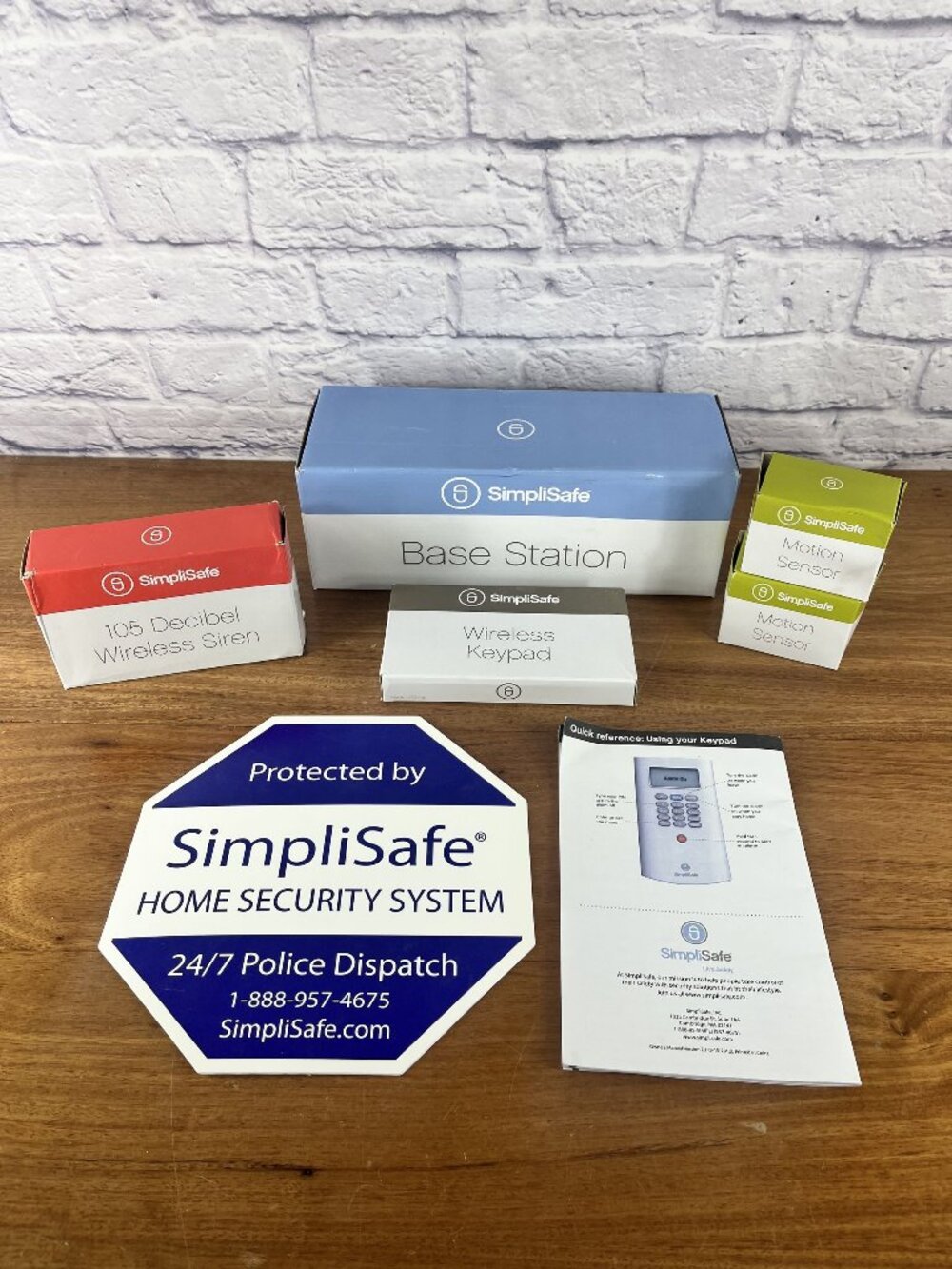 SimpliSafe Wireless Home Security System GEN 1 LOT Base, 2 Motion, Keypad, Siren